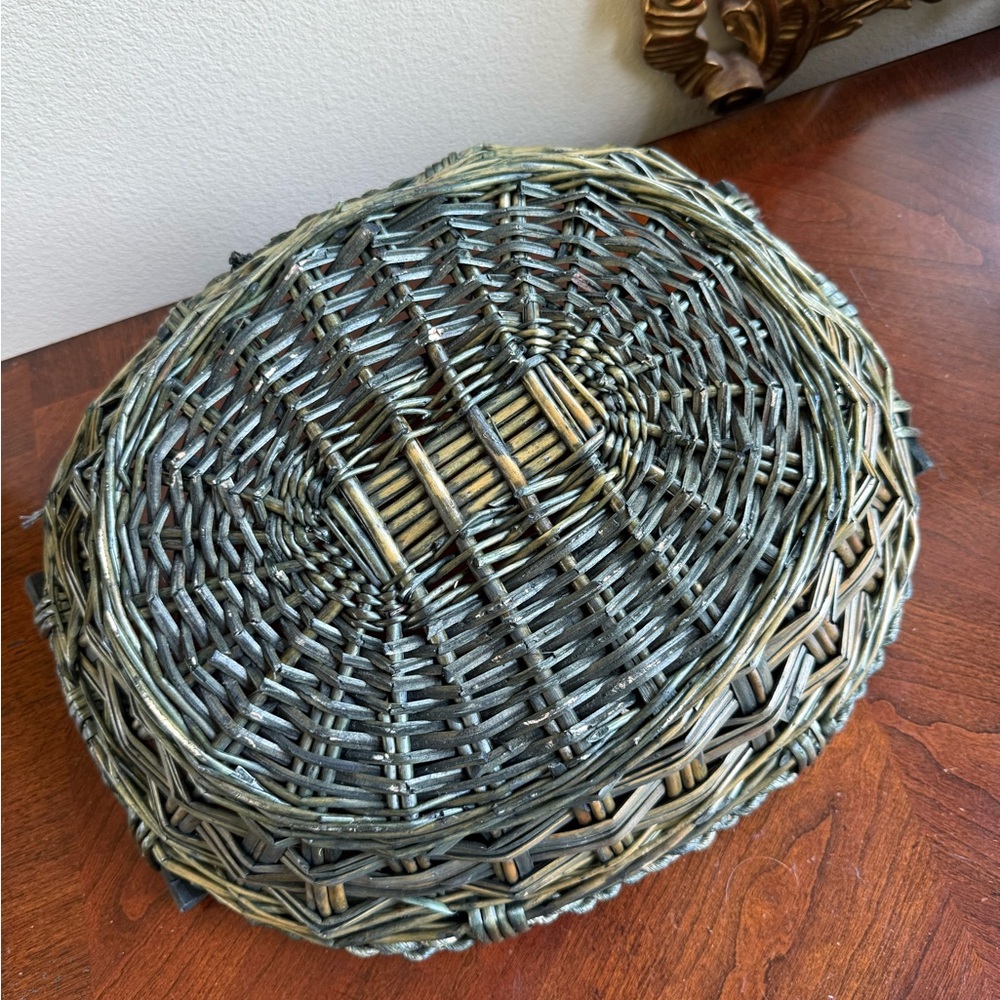 Woven Basket with Handles - Green and Brown - Picture 3 of 3